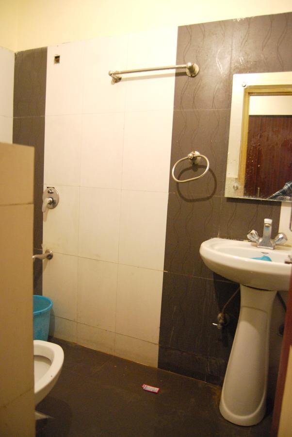 Hotel Kk Residency Chandīgarh 外观 照片